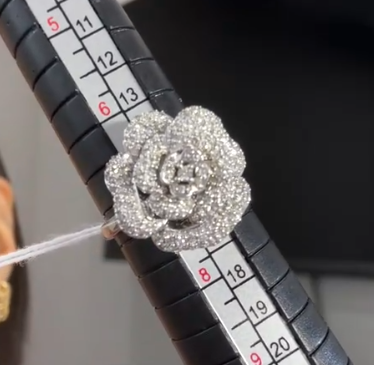 K18WG Diamond Ring J0630MC3RE