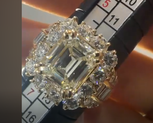 K18 Diamond Ring J07105PDAY