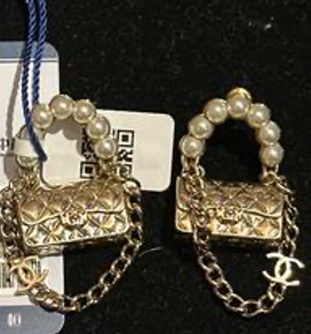 CHANEL 21st Anniversary Pearl Bags and Earrings HZ604029