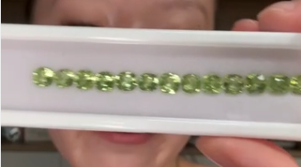 12.96ct peridot fifa DXBCS6525