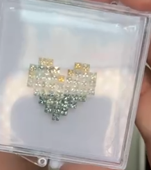4.20ct Green & yellow sapphire princess set for Nat DXBCS6438