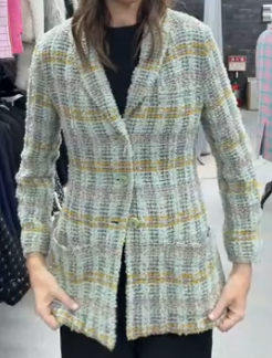 102355 Chanel 40 pistachio jacket