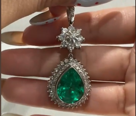 Pt900 Emerald Pendant J05267EGWL