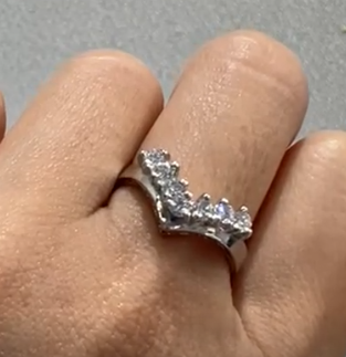 Pt900 Diamond Ring J0915RVD2L