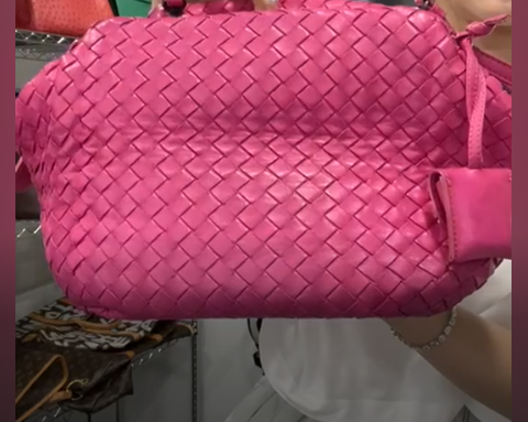 BOTTEGA VENETA Leather Pink Intrecciato Shoulder Bag B0930XENZU