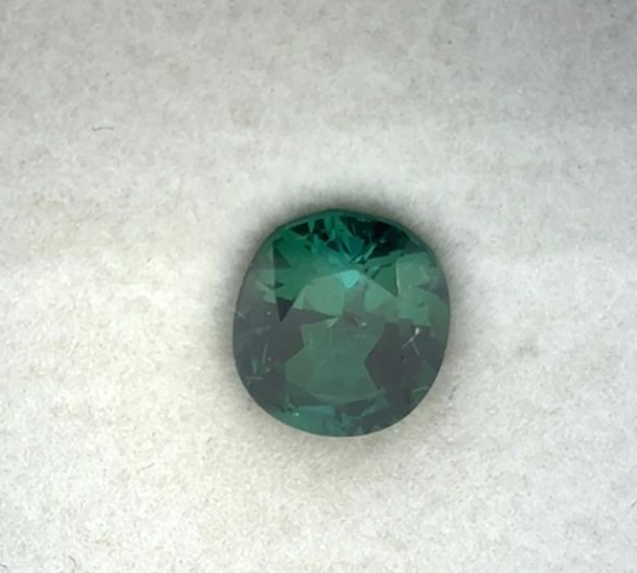 2.67ct GREENISH OVAL BRAZIL INDICOLITE TOURMALINE SINGLE DXBCS7179