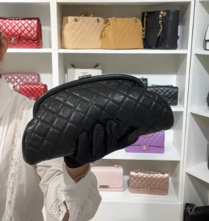 *Chanel Black Caviar Halfmoon Kisslock Clutch PHW SYC2293
