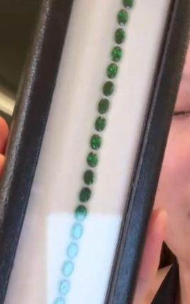 12.00ct Tsavorite Bracelet Set THAIC1037