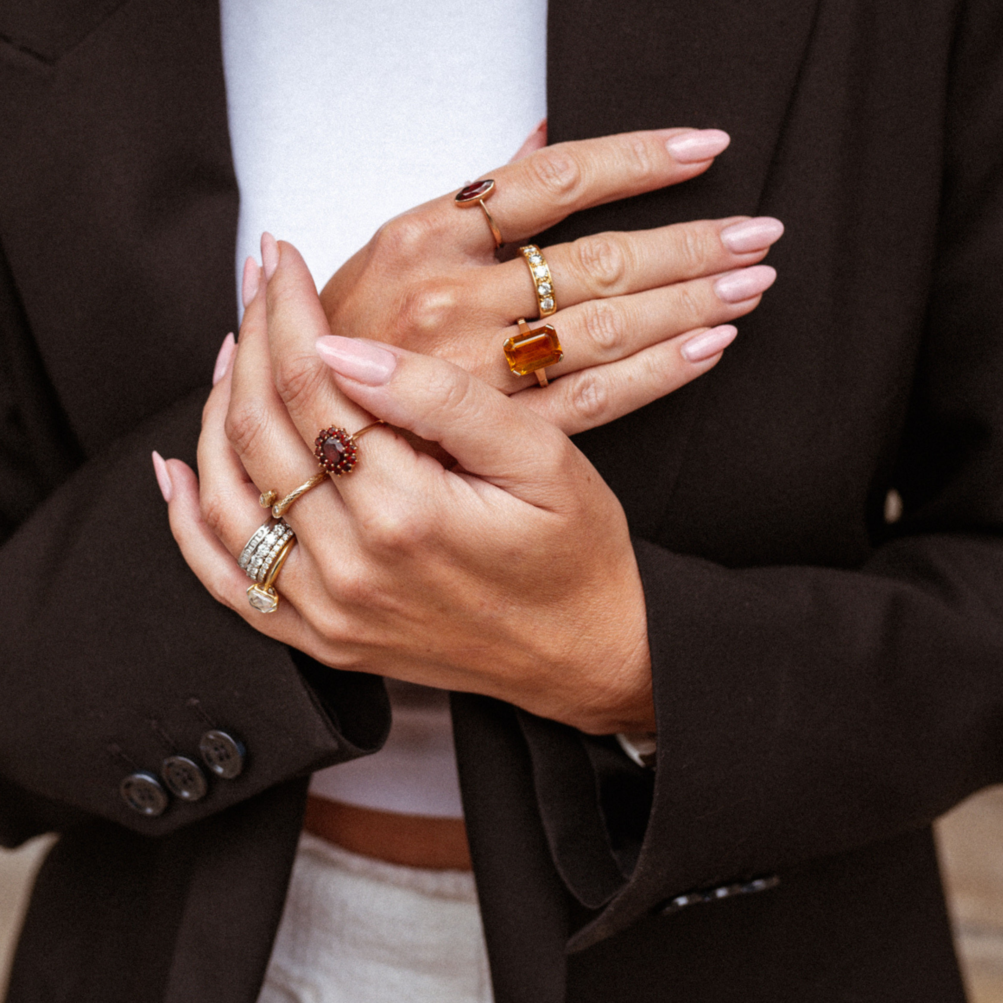 9ct Gold Oval Cluster Garnet Ring