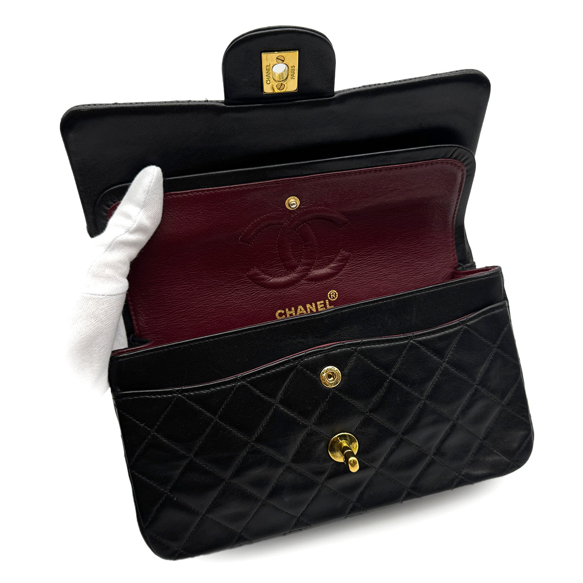 VINTAGE CHANEL CLASSIC FLAP SMALL CHAIN SHOULDER BAG BLACK LAMB SKIN GOLD HARDWARE 90318220