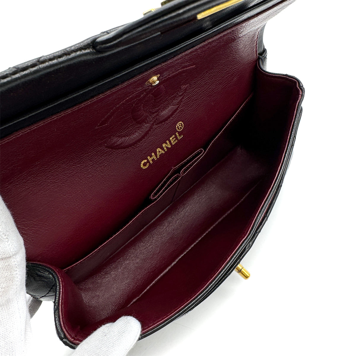 VINTAGE CHANEL CLASSIC FLAP SMALL CHAIN SHOULDER BAG BLACK LAMB SKIN GOLD HARDWARE 90318220