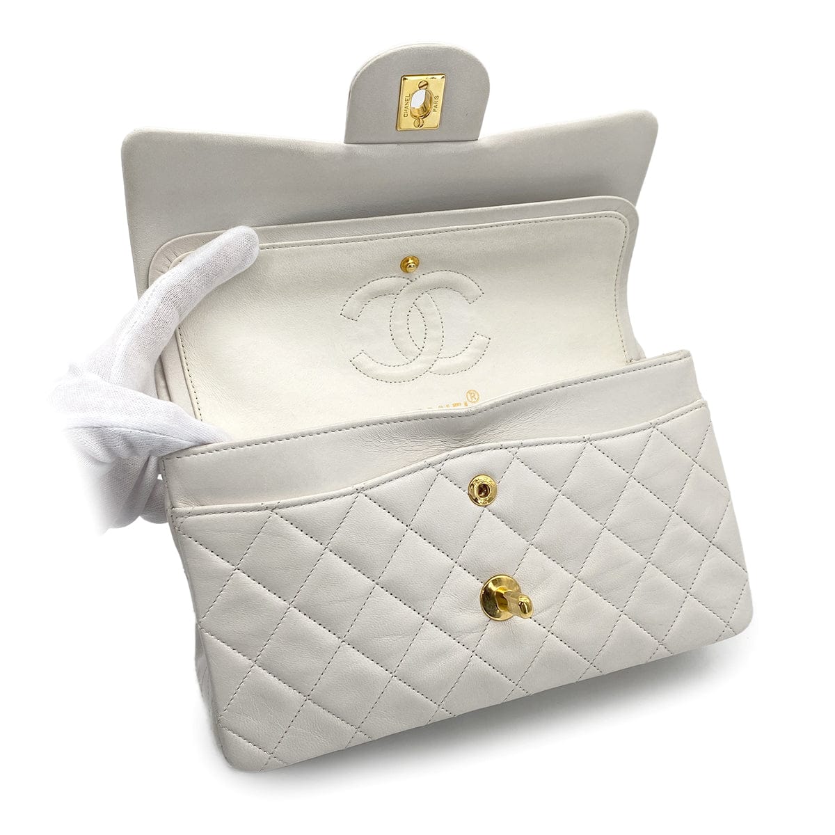 VINTAGE CHANEL CLASSIC FLAP SMALL CHAIN SHOULDER BAG WHITE LAMB SKIN GOLD HARDWARE 90319695