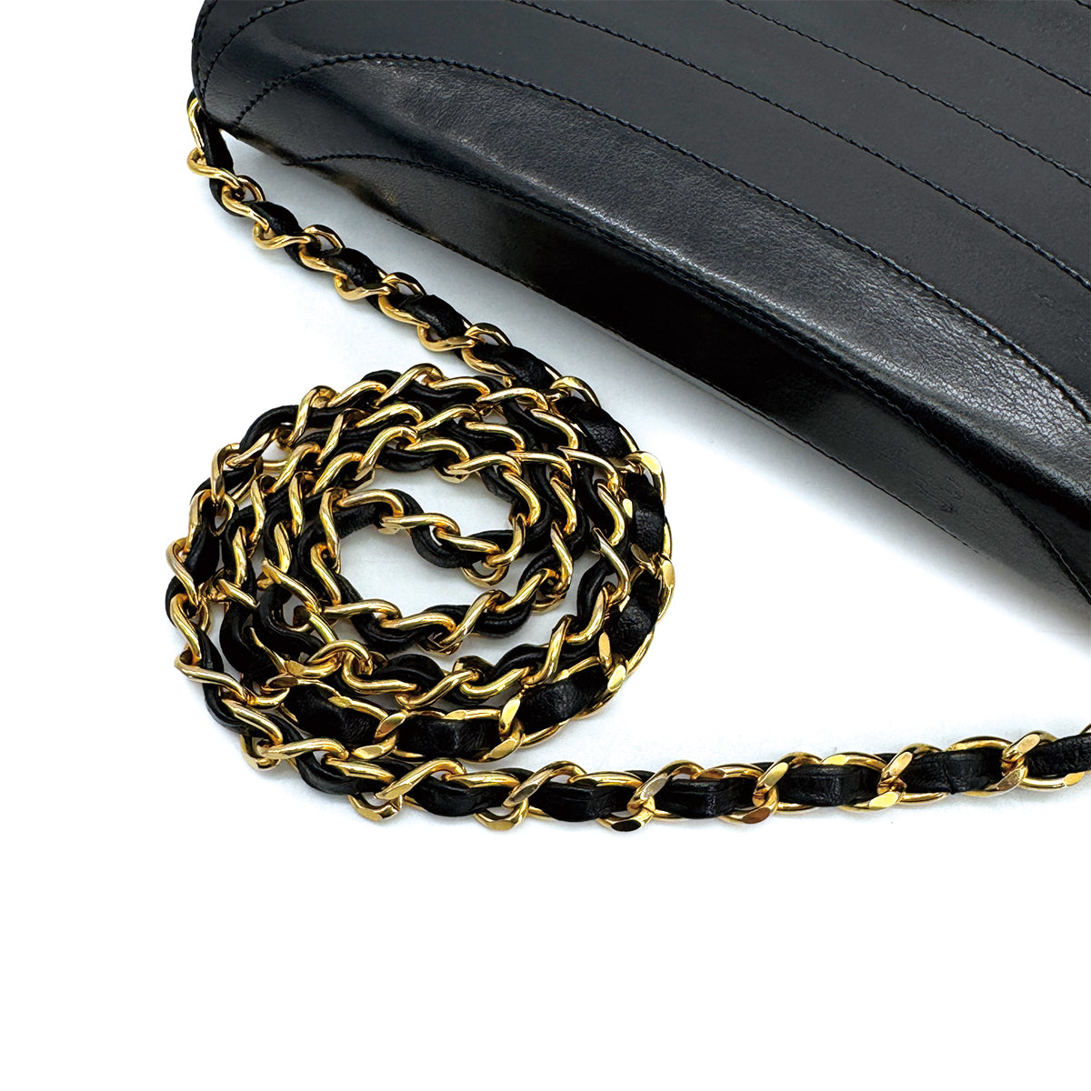 VINTAGE CHANEL COCOMARK WAVE STITCH CHAIN SHOULDER BAG BLACK LAMB SKIN GOLD HARDWARE 90315870
