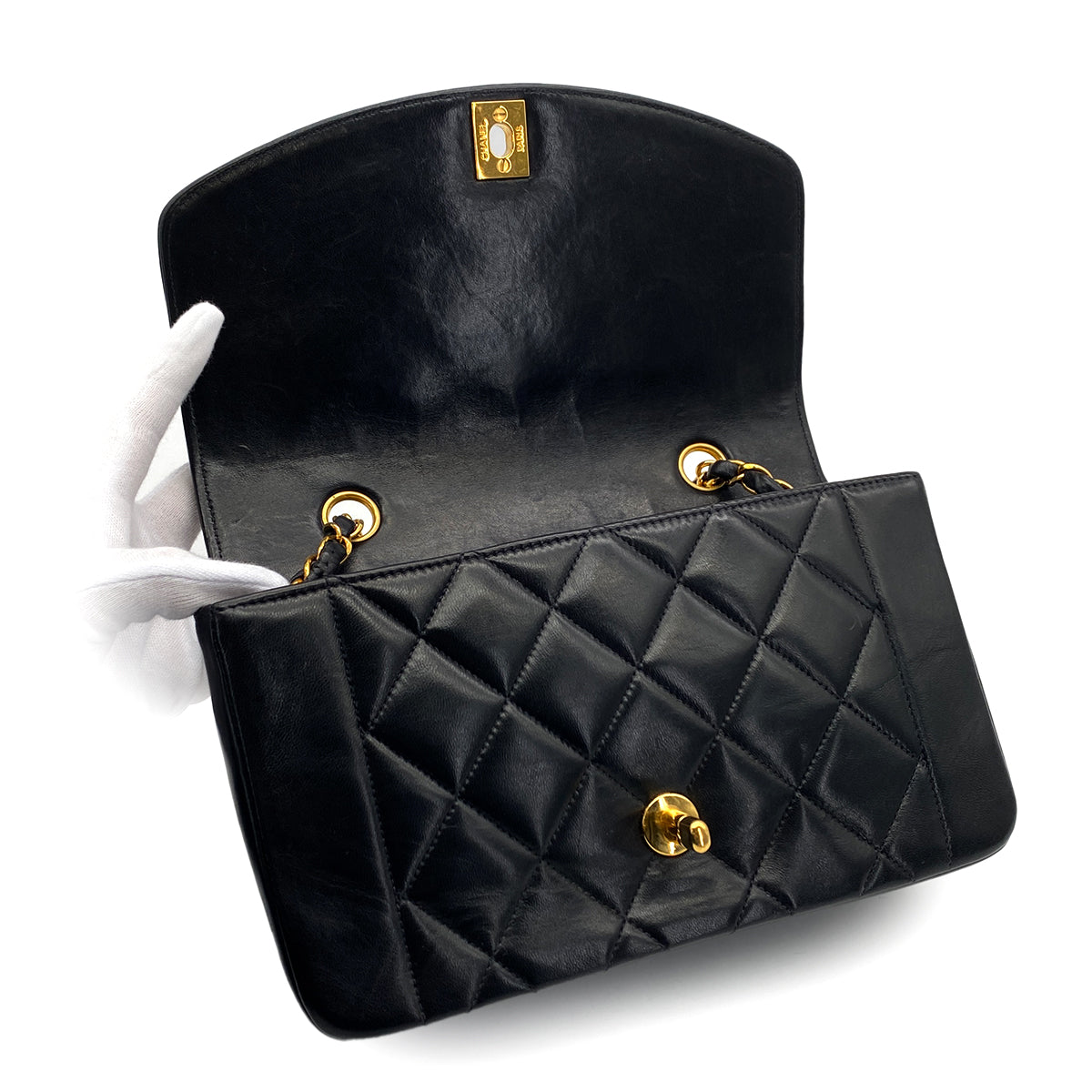 VINTAGE CHANEL DIANA SMALL CHAIN SHOULDER BAG BLACK LAMB SKIN GOLD HARDWARE 90324829