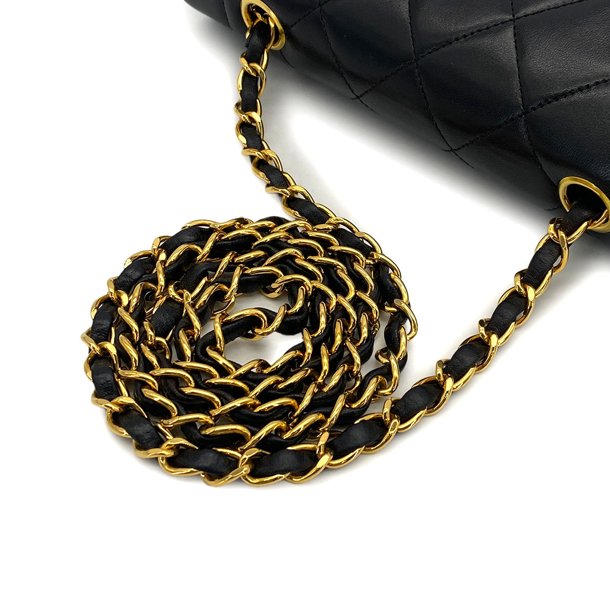 VINTAGE CHANEL DIANA SMALL CHAIN SHOULDER BAG BLACK LAMB SKIN GOLD HARDWARE 90317726