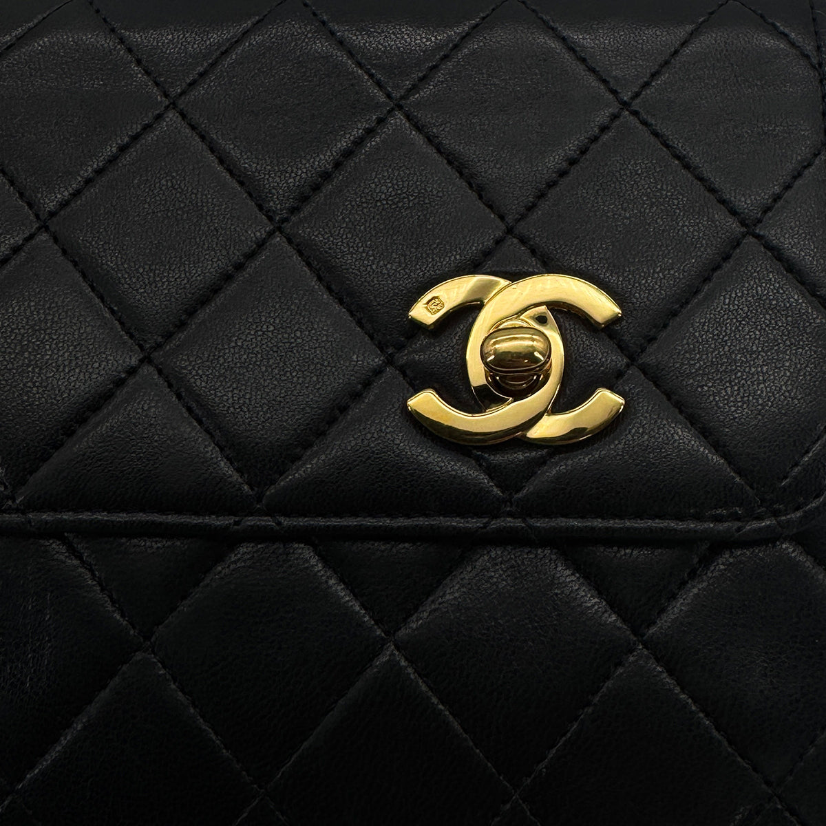 VINTAGE CHANEL DOUBLE TURN LOCK MATELASSE CHAIN SHOULDER HAND BAG BLACK LAMB SKIN GOLD HARDWARE 90319992