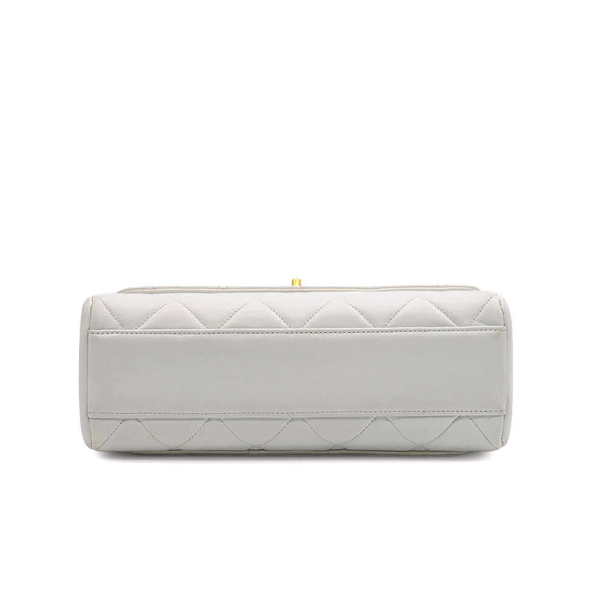 VINTAGE CHANEL MATELASSE CHAIN SHOULDER BAG WHITE LAMB SKIN GOLD HARDWARE 90346872