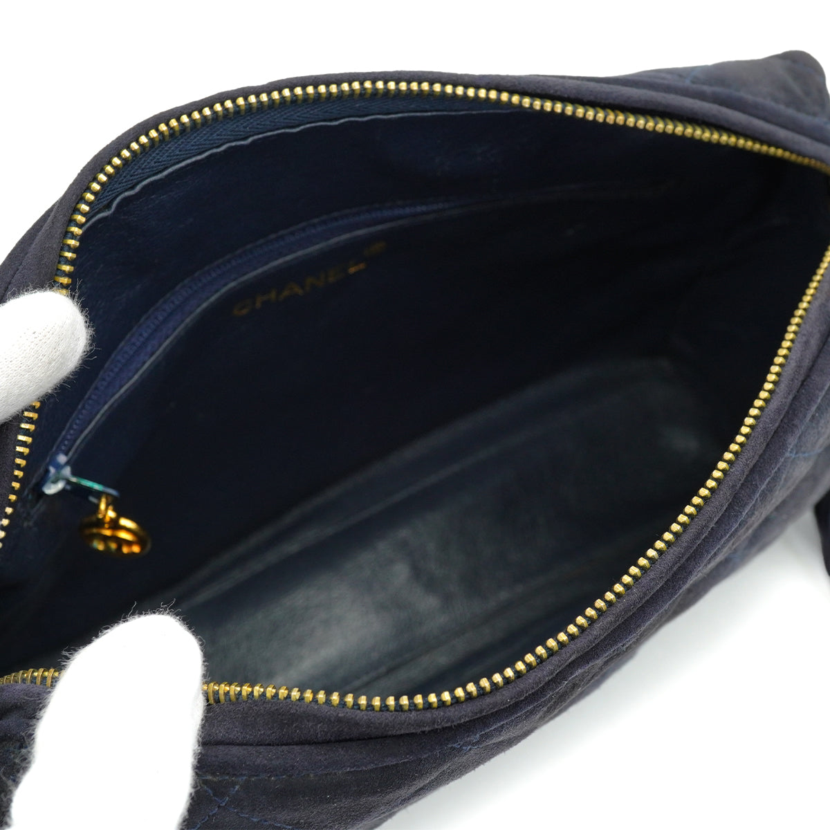 VINTAGE CHANEL MATELASSE FRINGE CHAIN SHOULDER BAG NAVY SUEDE GOLD HARDWARE 90327412