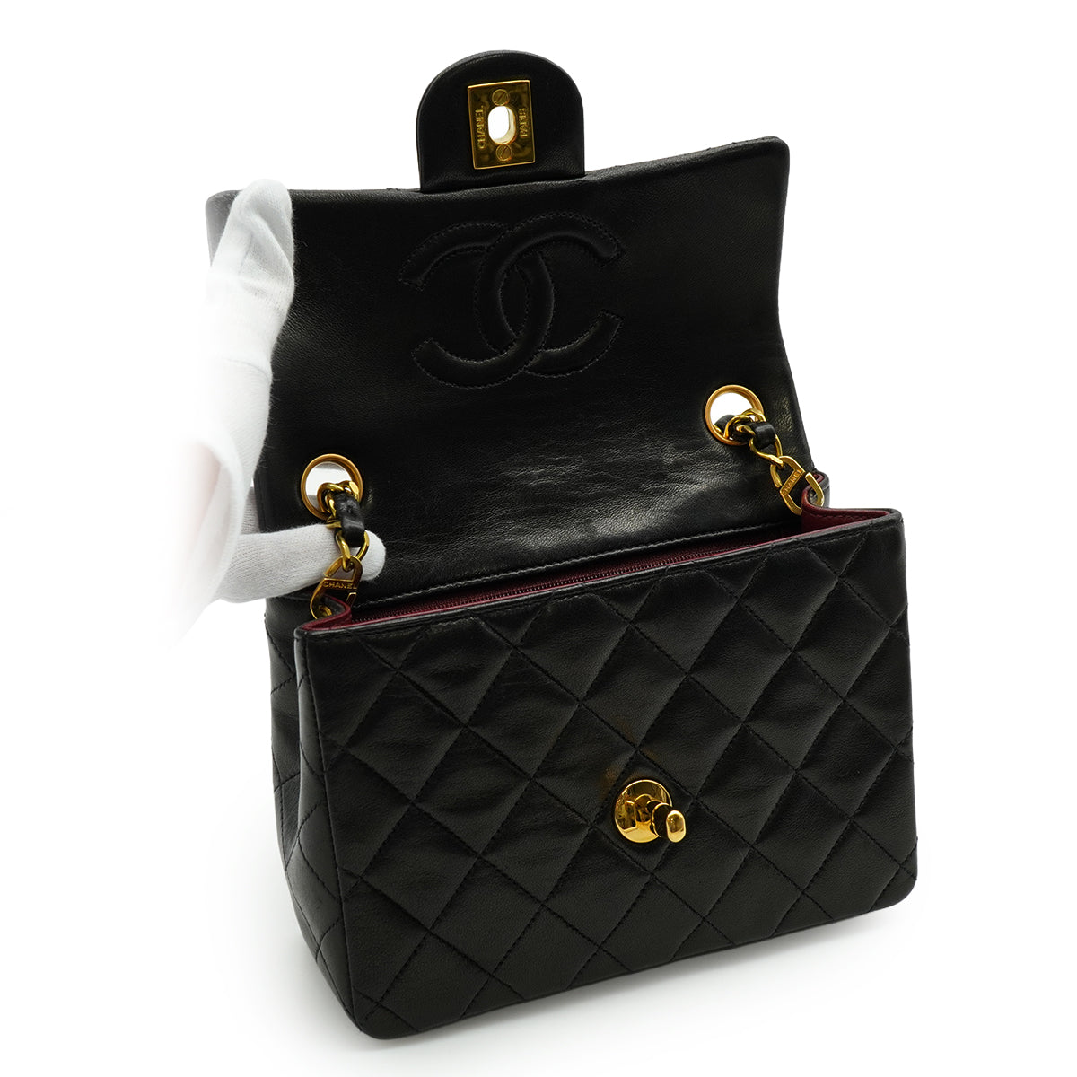 VINTAGE CHANEL MINI SQUARE 17 CHAIN SHOULDER BAG BLACK LAMB SKIN GOLD HARDWARE 90338885