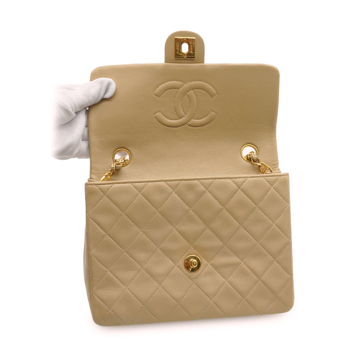 VINTAGE CHANEL MINI MATELLASSE CHAIN SHOULDER BAG BEIGE LAMB SKIN GOLD HARDWARE 90346677