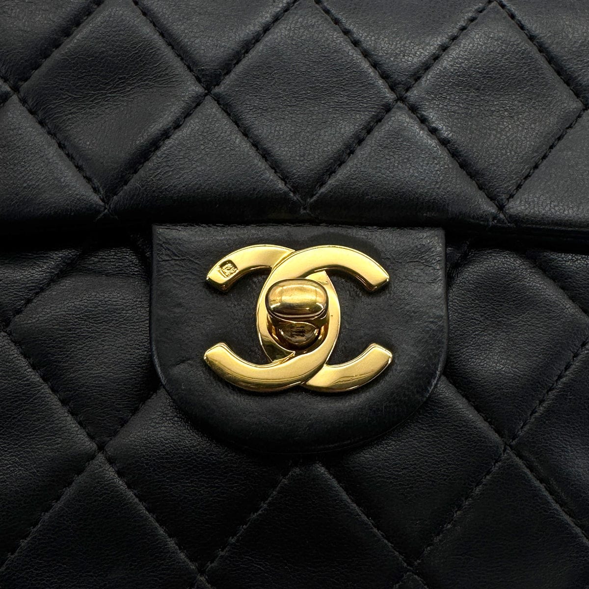 VINTAGE CHANEL MINI SQUARE 17 CHAIN SHOULDER BAG BLACK LAMB SKIN GOLD HARDWARE 90319942