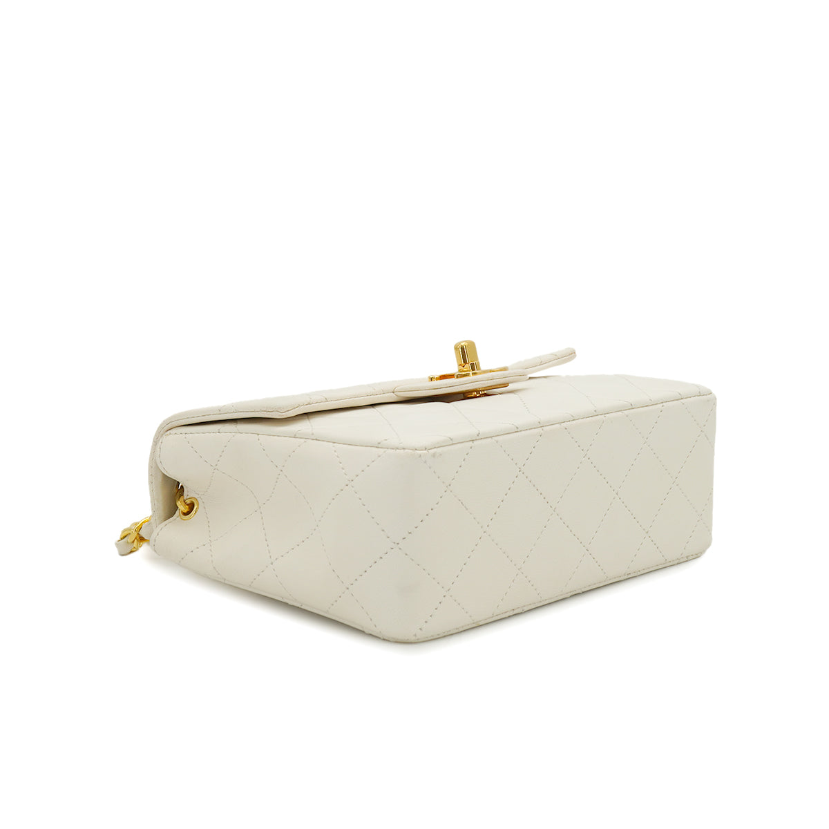 VINTAGE CHANEL MINI SQUARE 17 CHAIN SHOULDER BAG WHITE LAMB SKIN GOLD HARDWARE 90332914