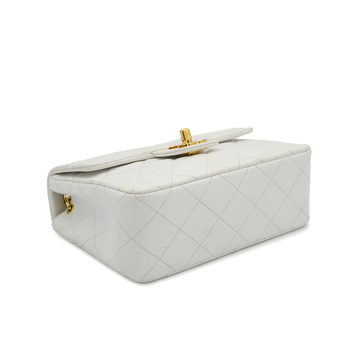 VINTAGE CHANEL MINI SQUARE 17 CHAIN SHOULDER BAG WHITE LAMB SKIN GOLD HARDWARE 90332572