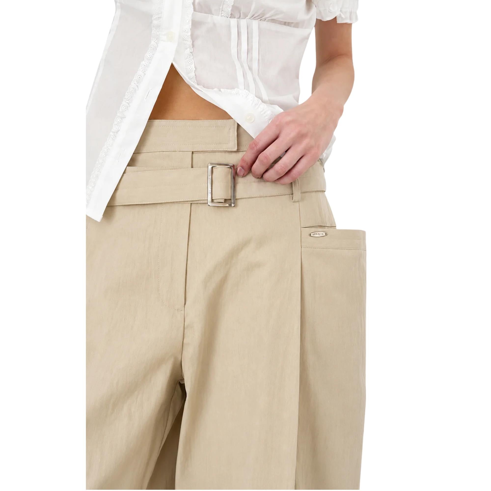WIDE-LEG HIGH-WAIST BELTED TROUSERS (بنطلون) “HANGANG”
