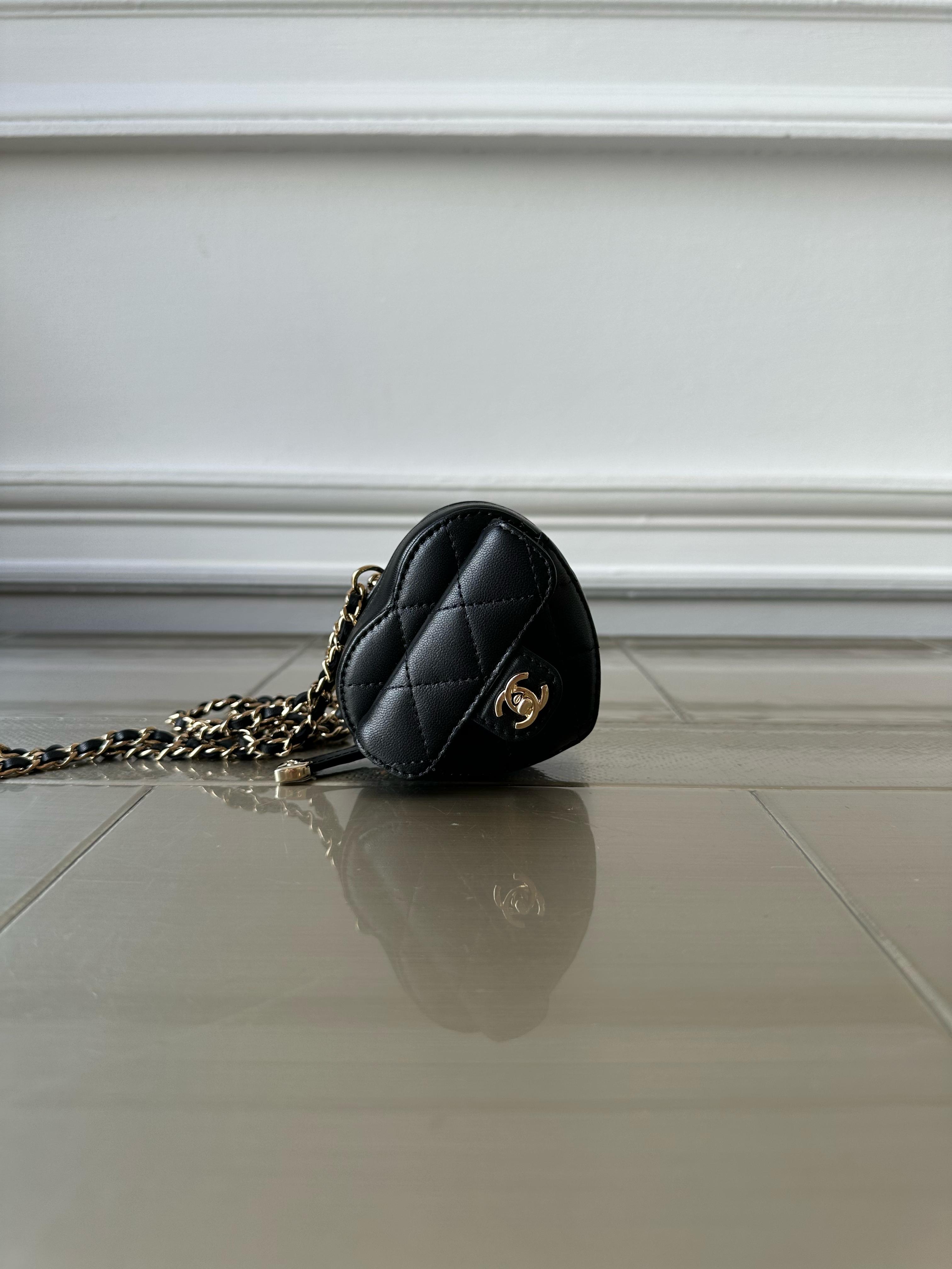 *LONDON LOCATED* CHANEL MINI HEART NECKLACE Black Lambskin Leather with Champagne-Toned Metal