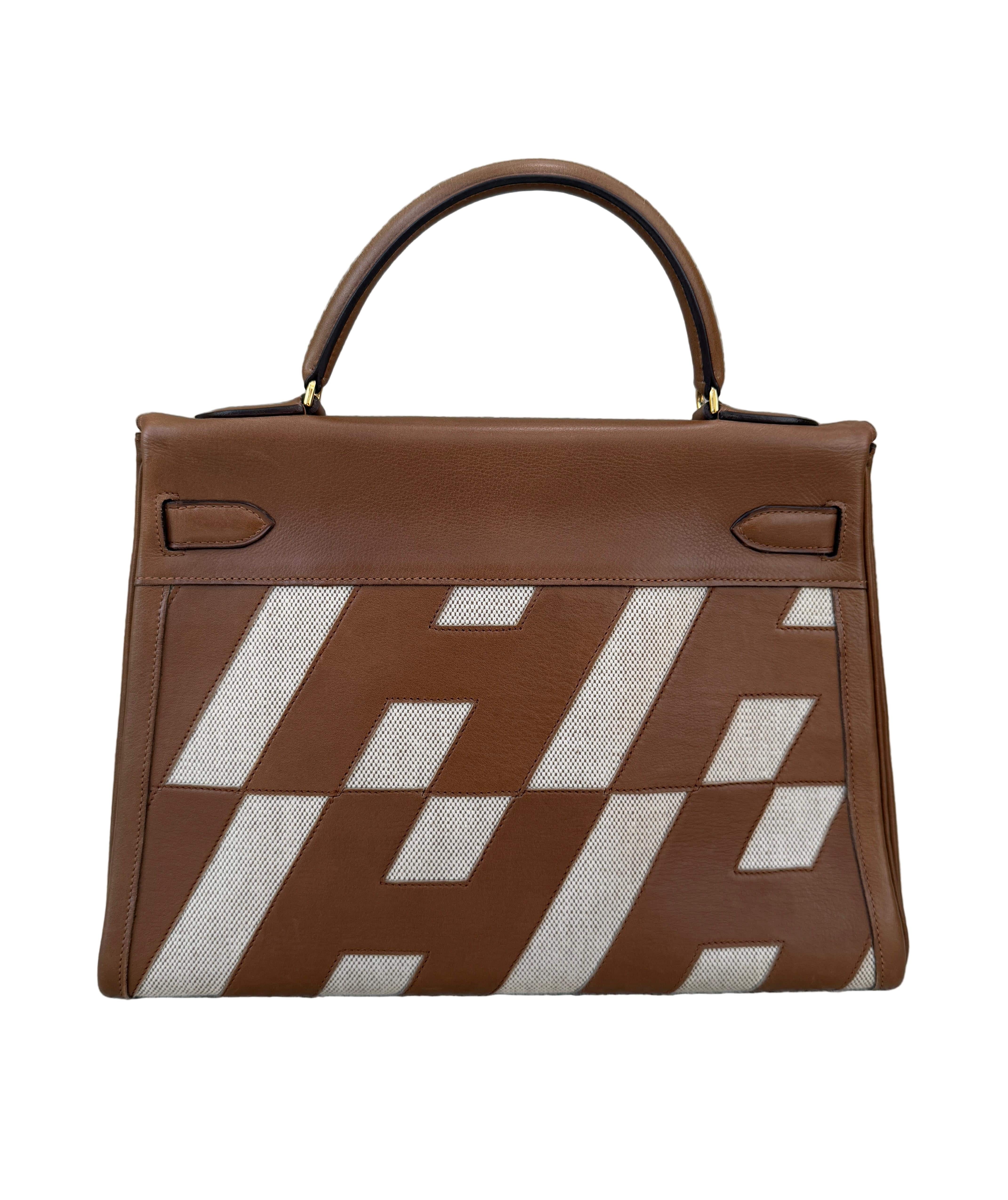 *LONDON LOCATED* VINTAGE HERMÈS KELLY 32CM "ULYSSE" GOLD Gulliver & Toile with Gold Hardware