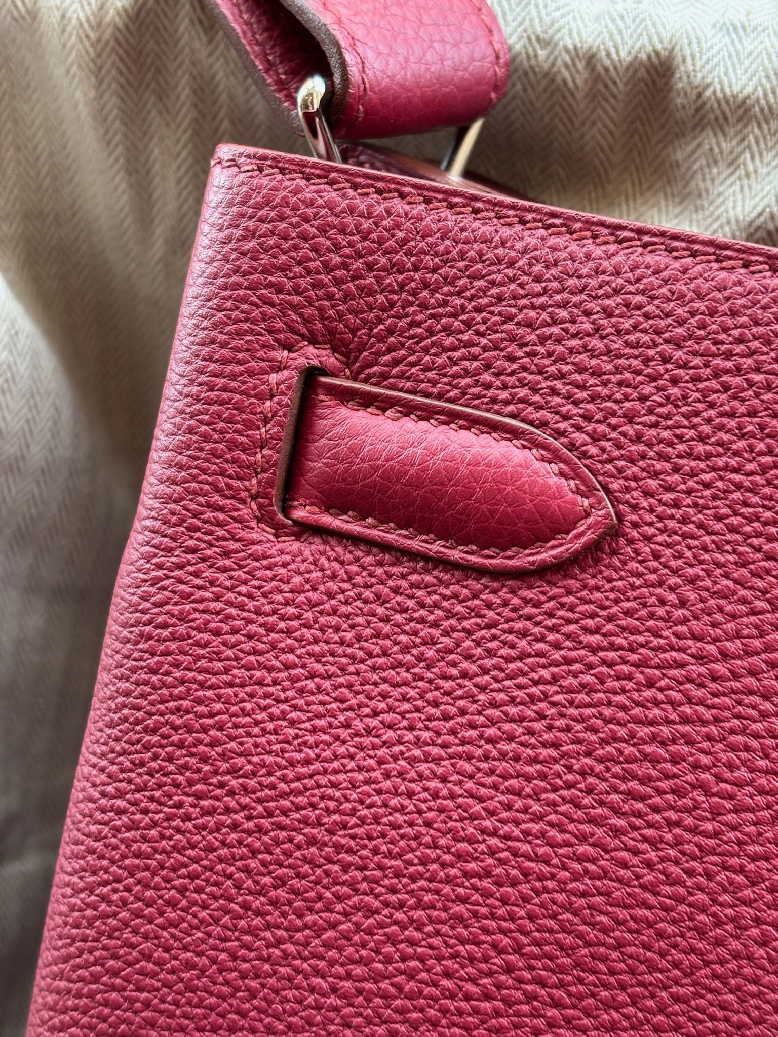 Hermes So Kelly 22 X stamp Rubis ALTC0771
