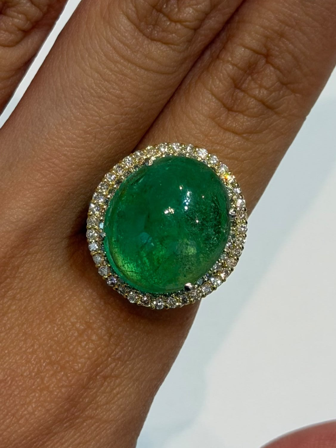 #12 Ring in K18 - Emerald 11.22 cabochon + D0.75 (VVG-Col cert) 6240 JJC1381