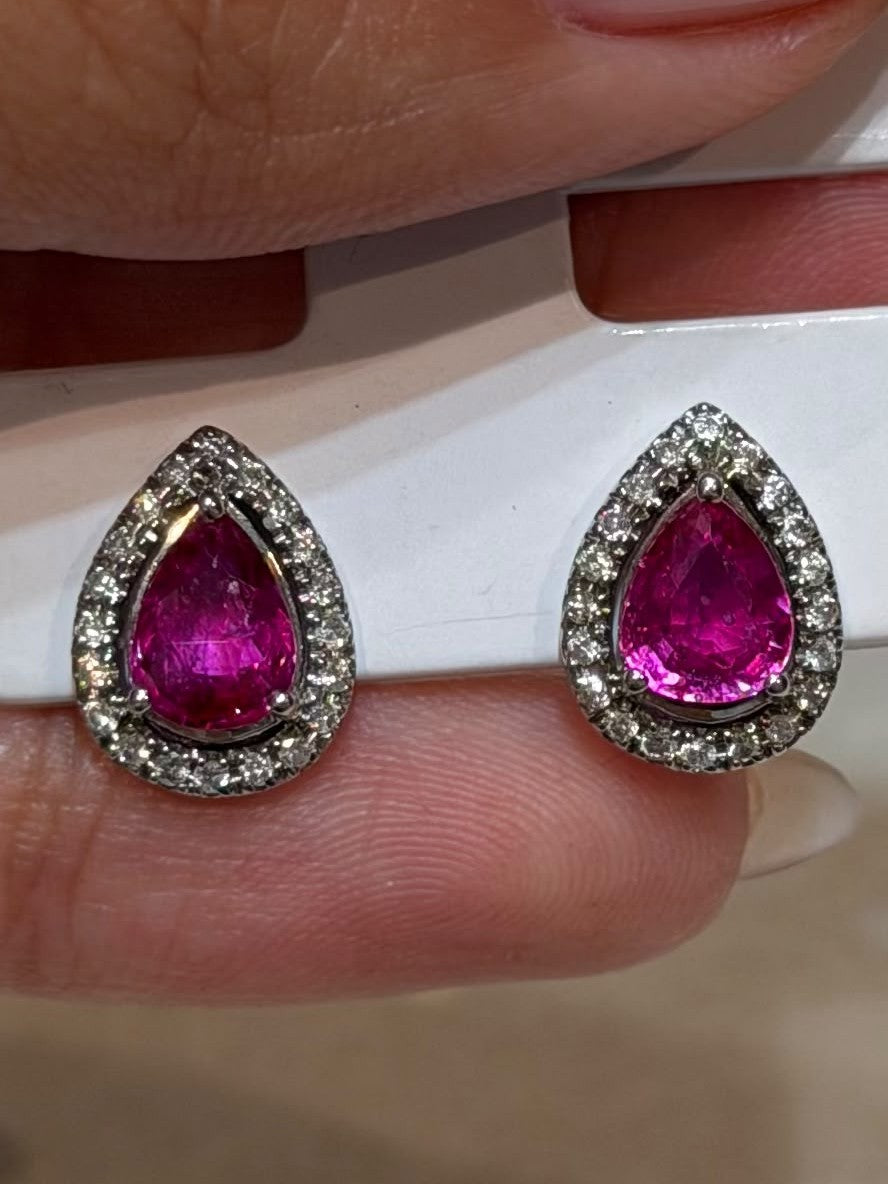 Earrings in K18WG - Ruby 1.01/1.04 NH + D0.12x2 (鑑 / NH) 5291 JJC1366