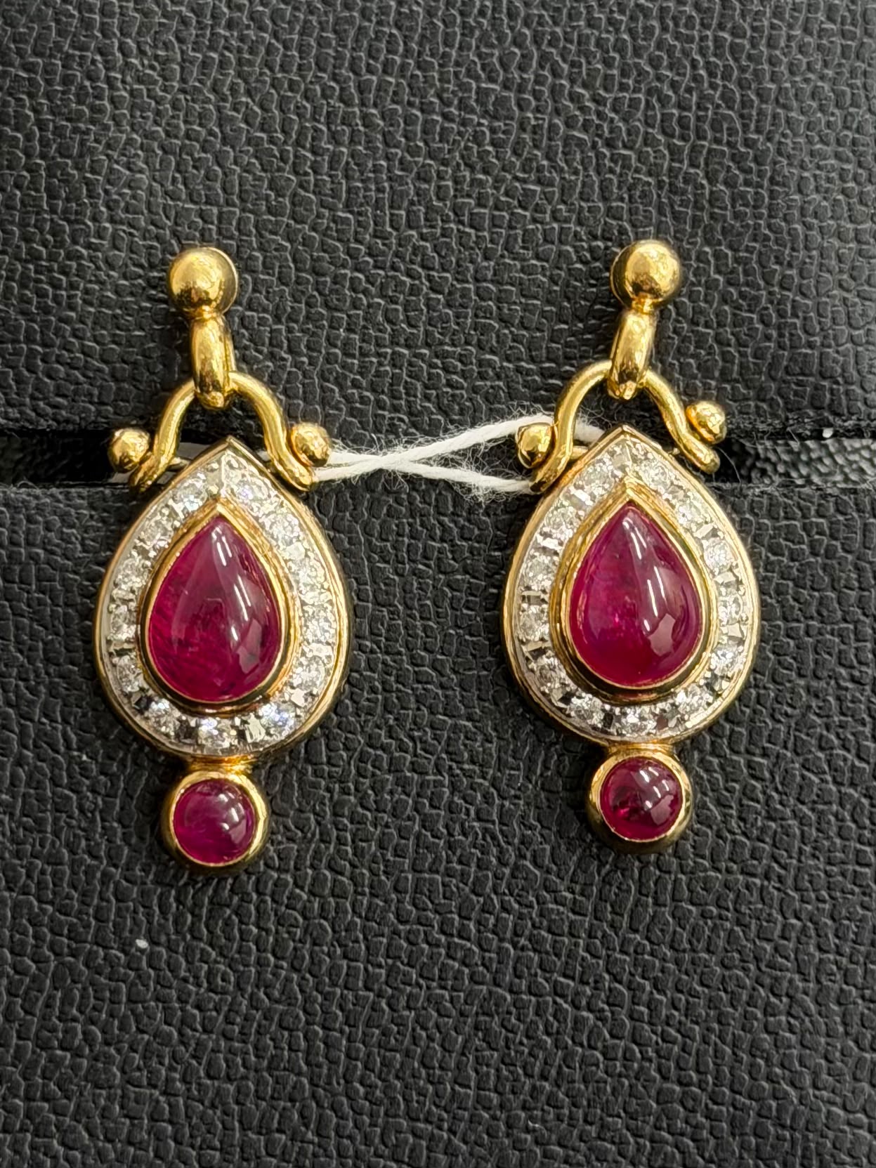 Earrings in Pt900 - Ruby 3.61 + D0.38 2131 JJC1513