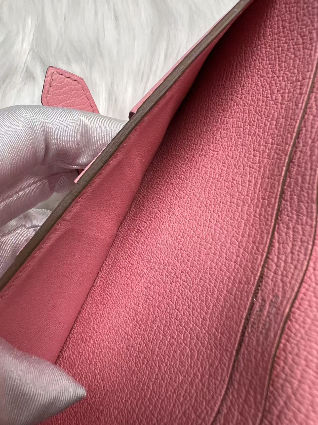 Hermès bearn3Q Premium Leather Bifold Wallet - Sakura Pink