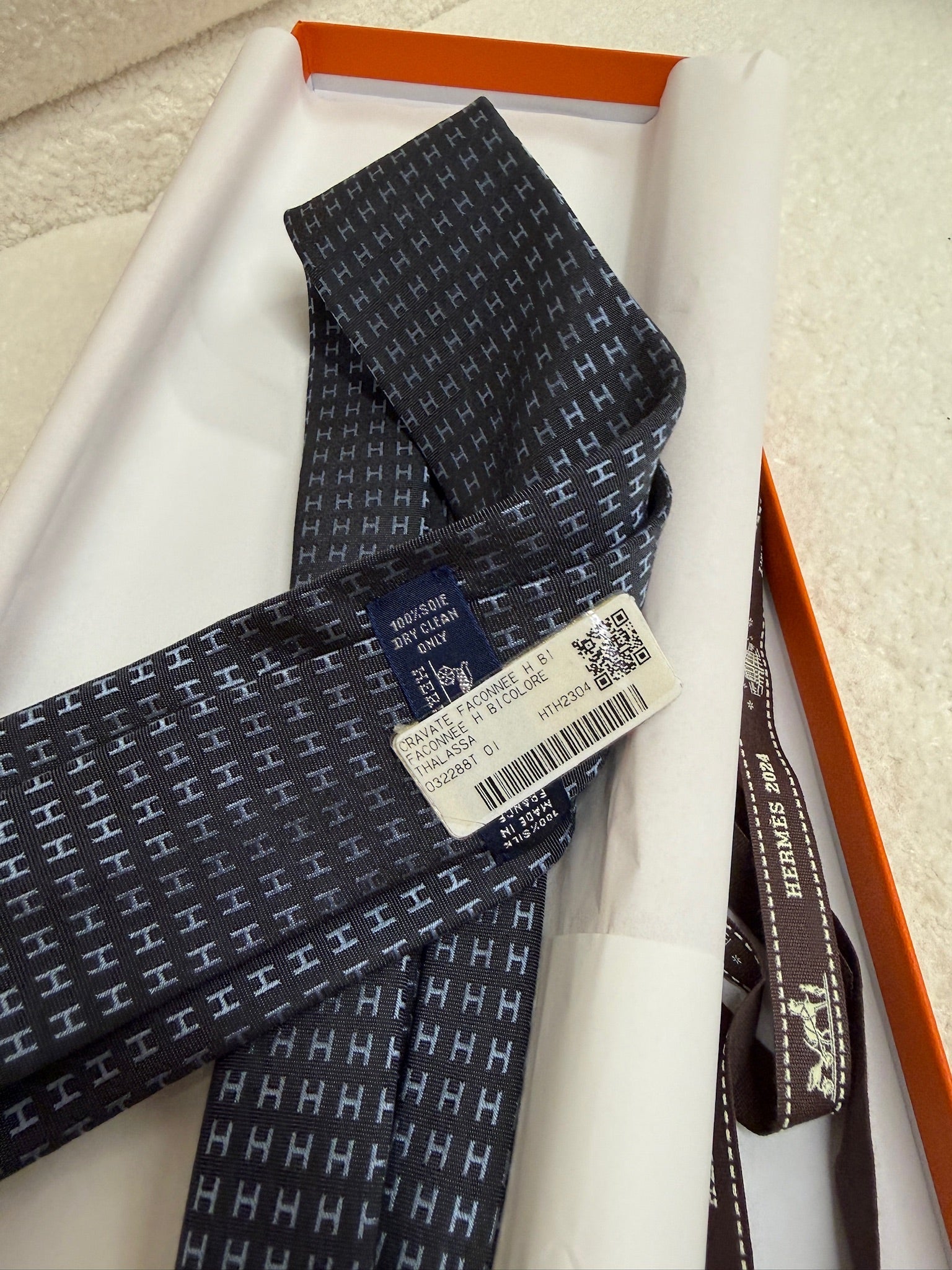 Hermès Silk Tie - Navy H Logo Pattern