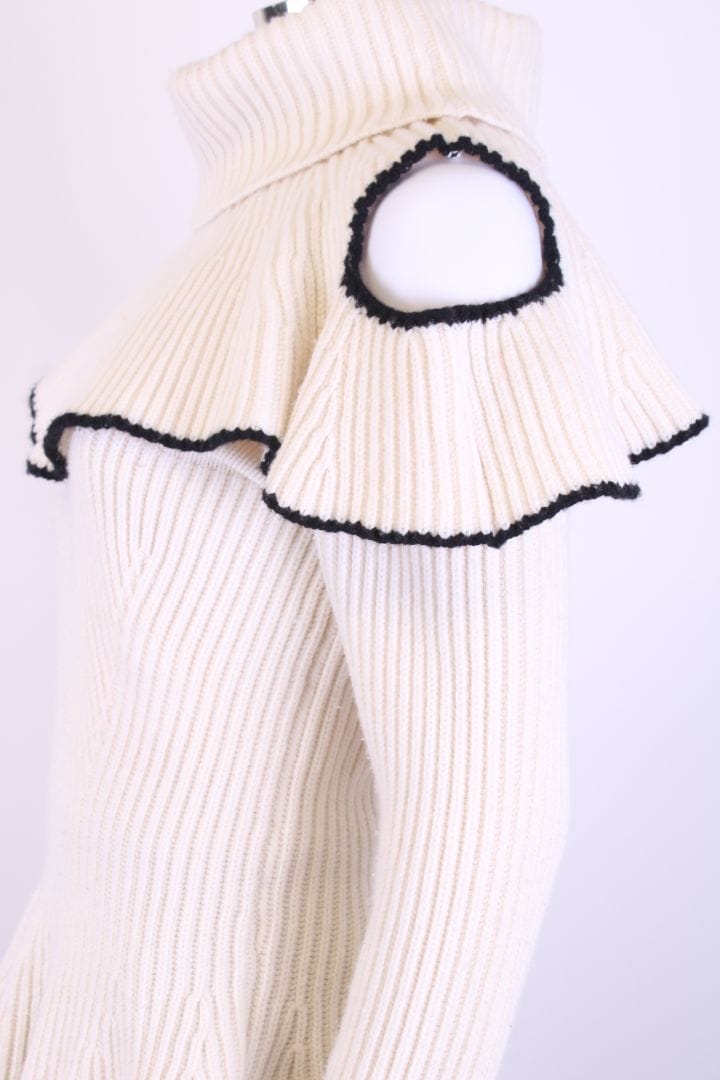Alexander McQueen Alexander McQueen L/S Cold Shoulder Ribbed Jumper Cream/ Black L