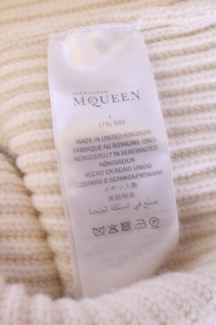 Alexander McQueen Alexander McQueen L/S Cold Shoulder Ribbed Jumper Cream/ Black L