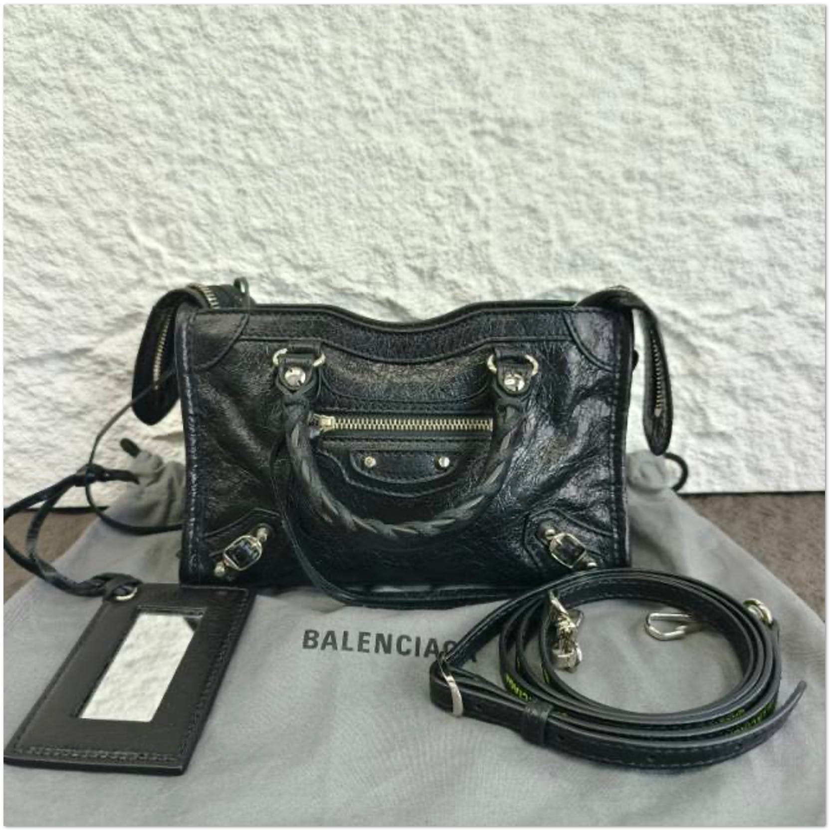 Balenciaga Balenciaga Black Distressed Lambskin Neo Classic Mini Bag C19493619093