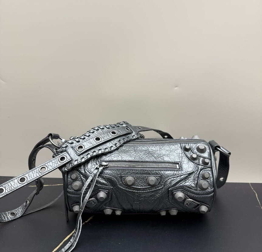 Balenciaga Balenciaga Metallic Grey Distressed Lambskin Neo Classic Barrel Bag 22973258