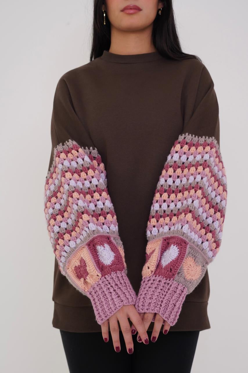 RAINBOW CROCHET SLEEVE SWEATER (سترة)