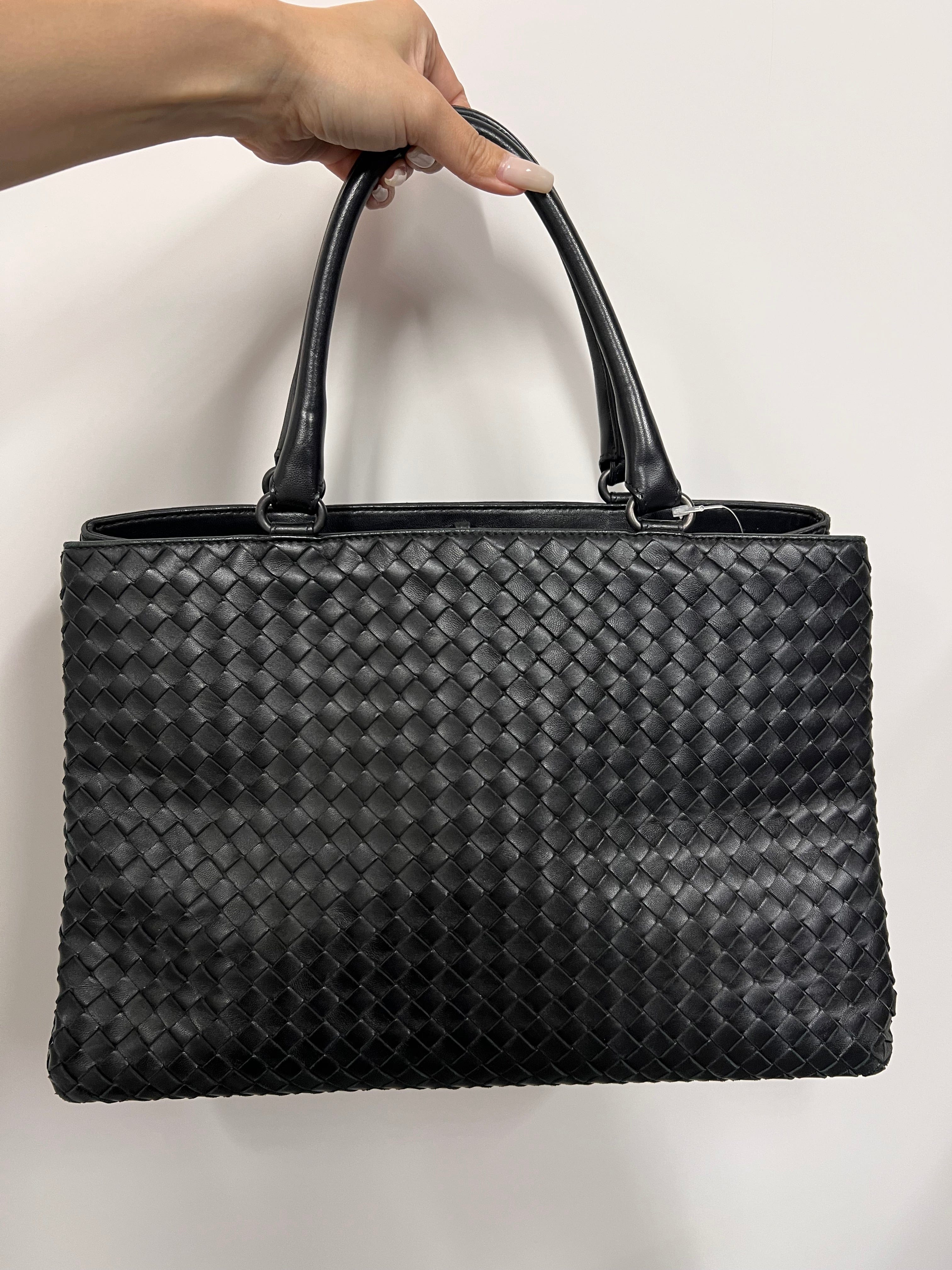 BOTTEGA VENETA BOTTEGA VENETA Leather Black Intrecciato Handbag B0908NN297