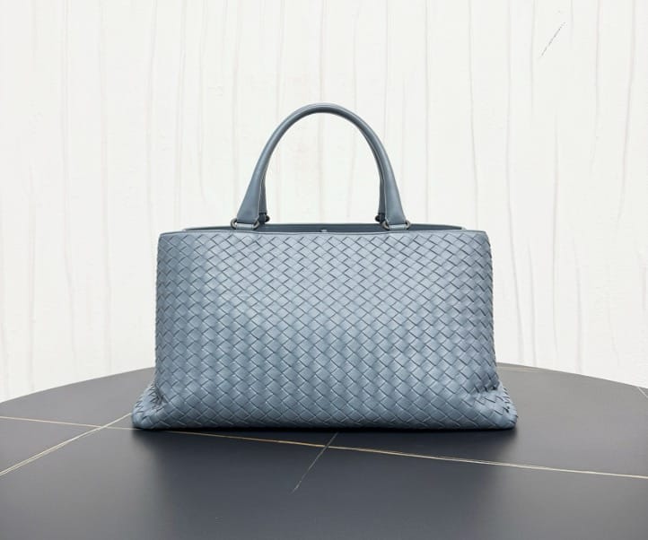 Bottega Veneta Bv Haze Blue Tote Bag 35 18052151