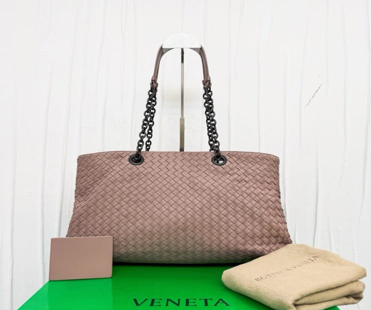 Bottega Veneta BV Pink Woven Tote 38 19399778