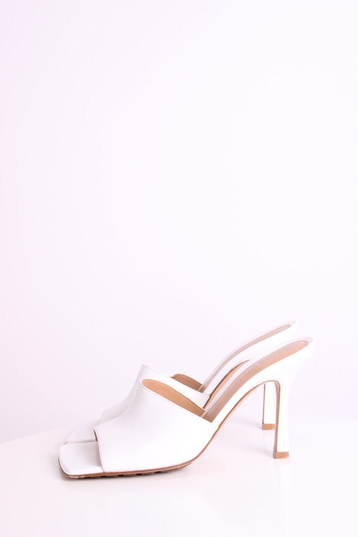 Bottega Veneta Bottega Veneta Stretch Leather Mule Heels White 37