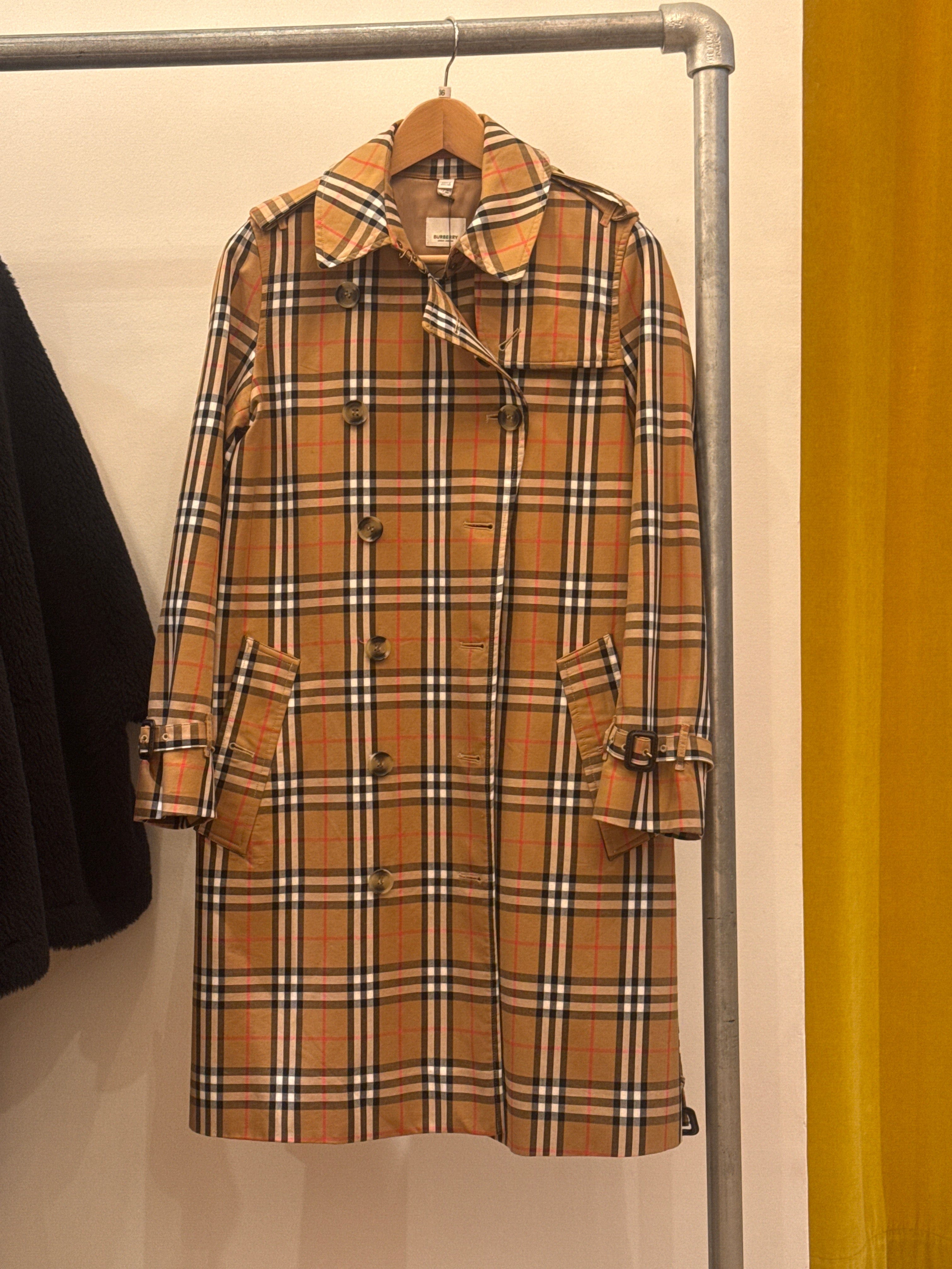 Burberry Burberry Tartan trench-coat AGC3111