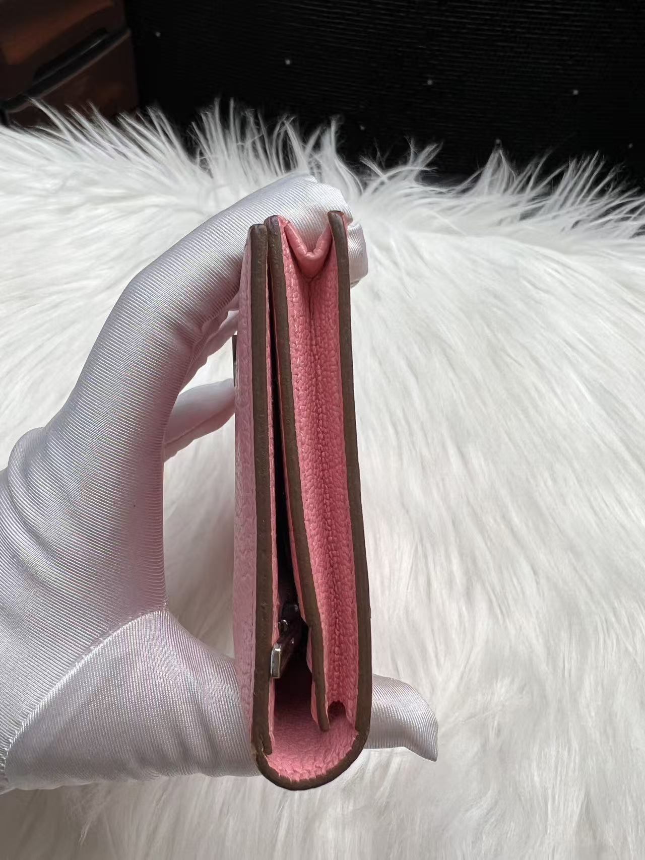 Hermès bearn3Q Premium Leather Bifold Wallet - Sakura Pink