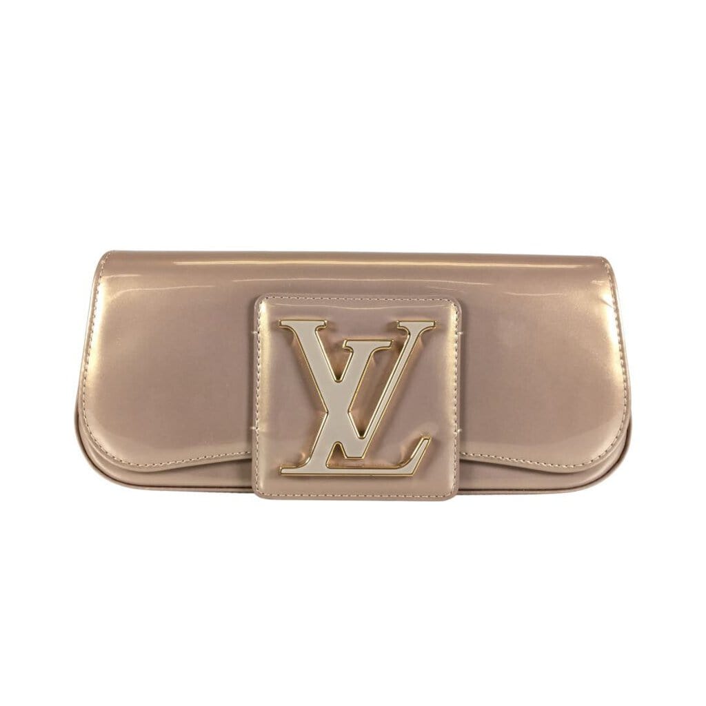 Louis Vuitton Sobe Clutch – LuxuryPromise