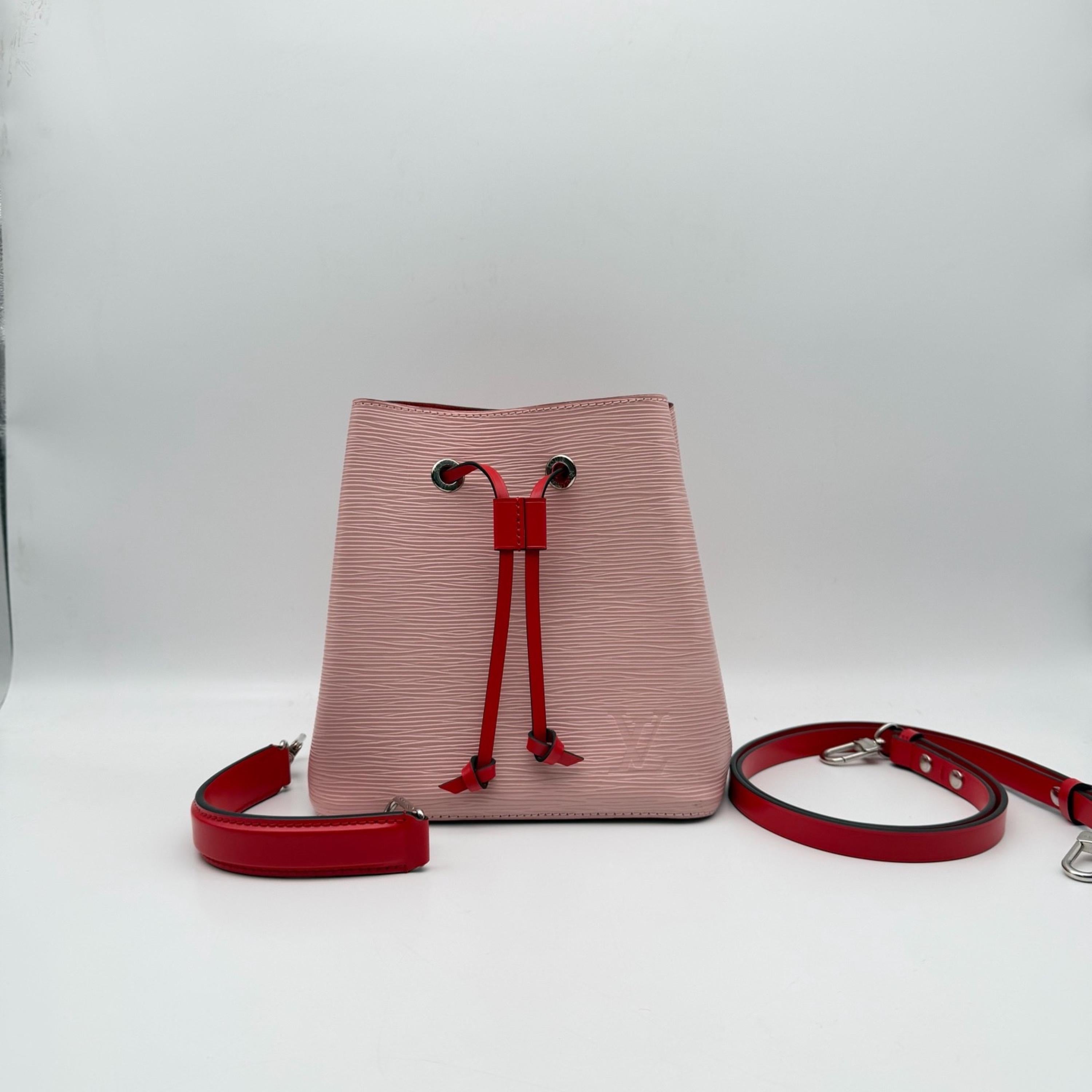 Louis Vuitton Pink Epi Neonoé Bb Bucket Bag C345581