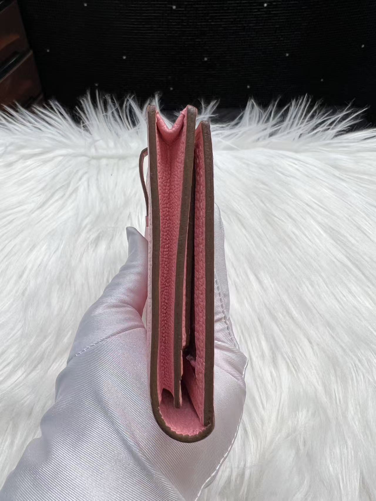 Hermès bearn3Q Premium Leather Bifold Wallet - Sakura Pink
